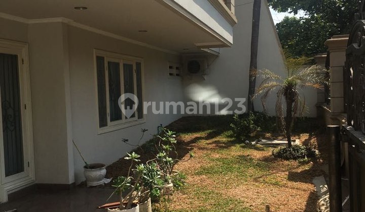 For Sale Classic European Nice Ready to Occupy Office Clinic Dharmahusada Indah Merr East Sby 2