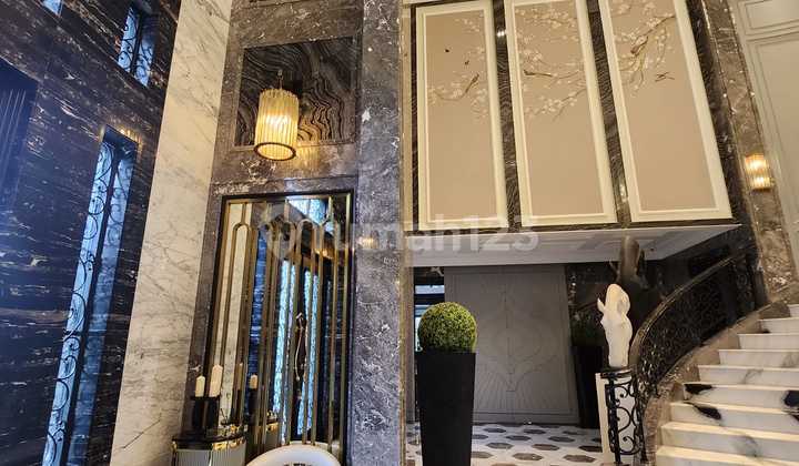 RUMAH MEWAH CILANDAK DENGAN SPEK DESIGN FURNITURE YG HIGH  3