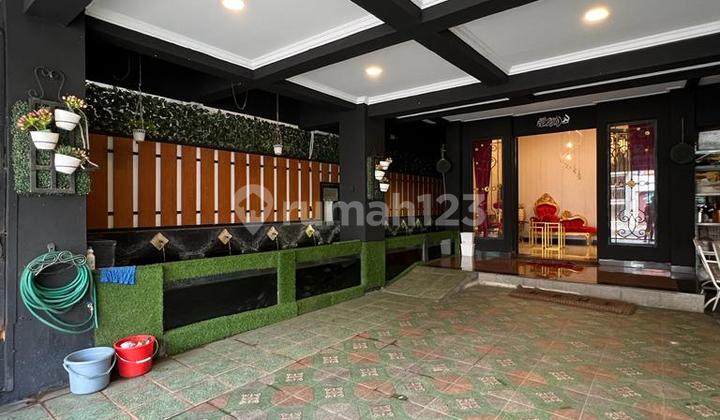 Dijual Cepat Rumah + Resto 21,5M Dapatkan segera hanya di bulan ini