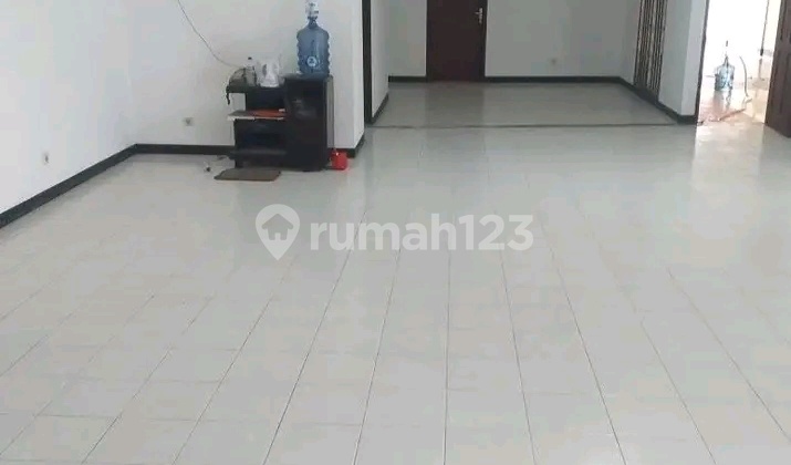 Rumah siap huni di tanah kusir 4