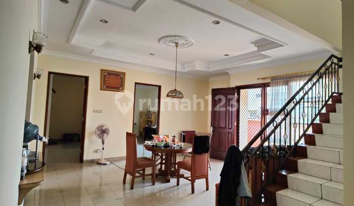 Rumah siap huni villa dago pamulang dijalan utama