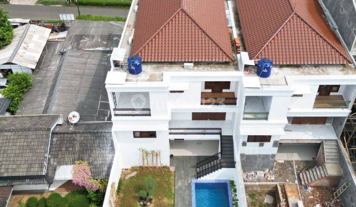 Rumah baru startegis, mewah, luas with private pool 4