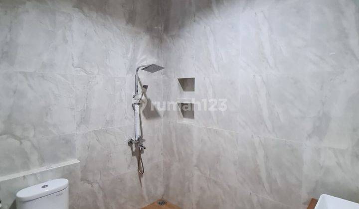 Rumah baru startegis, mewah, luas with private pool 13