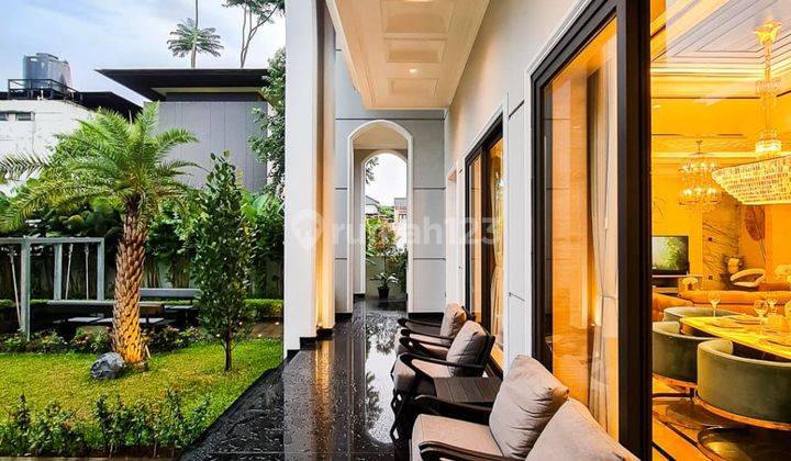 Rumah mewah  2 Lantai 2 bangunan di Cilandak SHM Private Lift 25