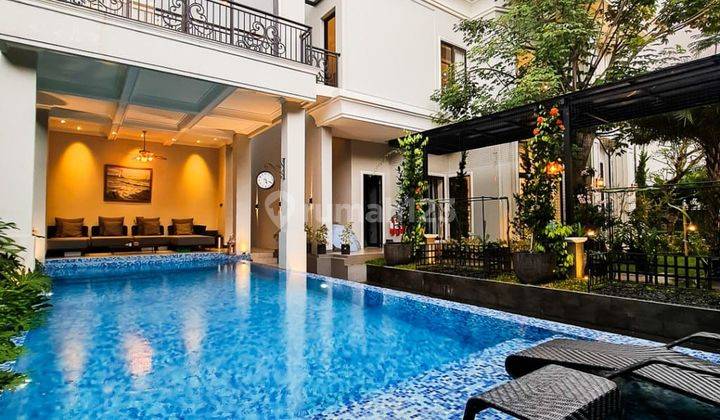Rumah mewah  2 Lantai 2 bangunan di Cilandak SHM Private Lift 31