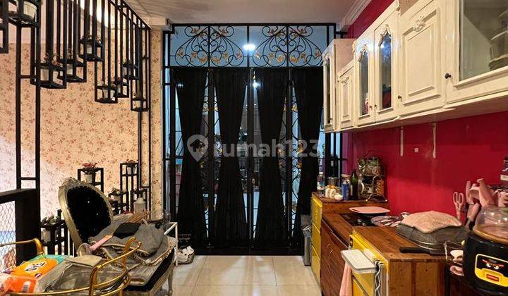 RUMAH KOMERSIL SANGAT INDAH JAKSEL
