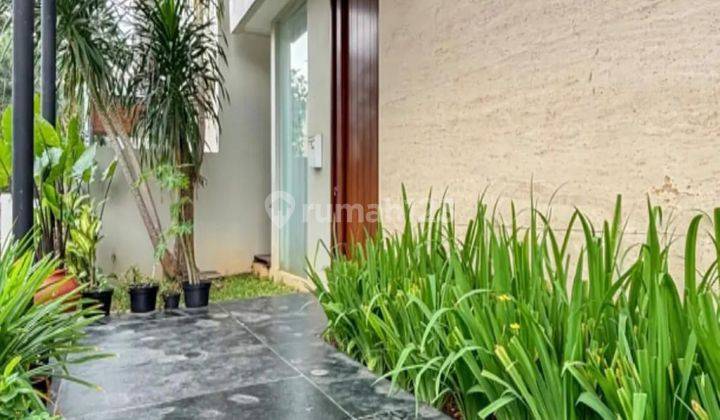 CIPETE - [FOR SALE]: DALAM TOWNHOUSE, TROPICAL MODERN DESIGN, BANGUNAN 3 LANTAI. 2