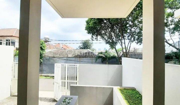 [FOR SALE] CIPETE SELATAN JAKSEL RUMAH MINIMALIS MODERN BANGUNAN BAGUS  rumah baru diCipete design Minimalis Tropis,penataan ruang lapang,pencahayaa ruangan sangat baik  Bangunan kokoh dan rapih Jalan lingkungan lebar Bebas banjir,akses mudah dan strategi 2