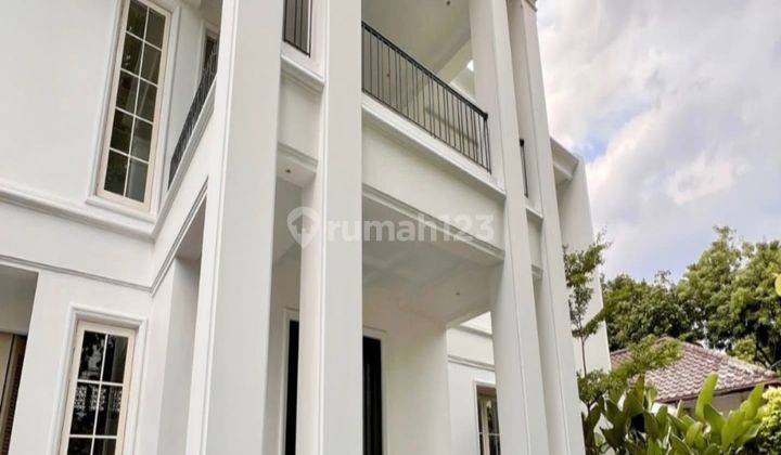 [ For Sale/Rent ]  Kuningan - Rumah Terawat Dan Siap Huni, Di Pusat Bisnis Dan Perkantoran, Layout Lapang. ——————————— Kondisi Rumah: * Area Komplek * Bangunan Tahun: 2023 * Kondisi Bangunan: Siap Huni * Lokasi: Dekat Area Perkantoran Dan Pusat Bisnis  *  1