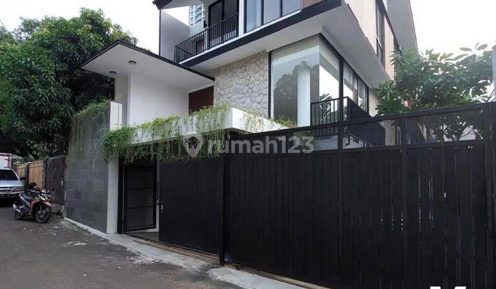 For Sale - Brand  Mluxurious Modern House Dalam Compound, Kemang, Jakarta Selat 1