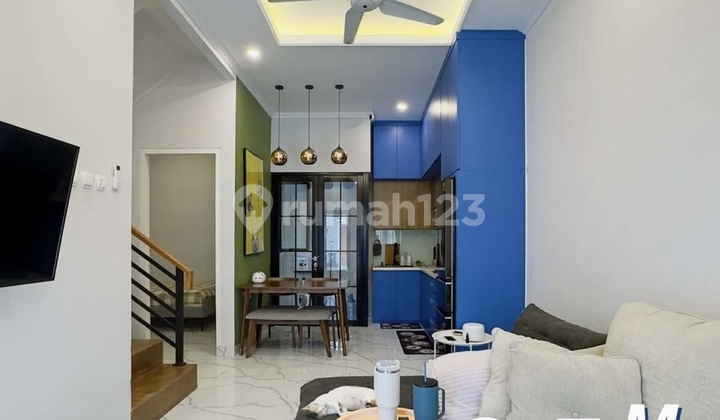 Rumah Full-furnished 3 Lantai Nyaman & Strategis Di Cilandak Kko