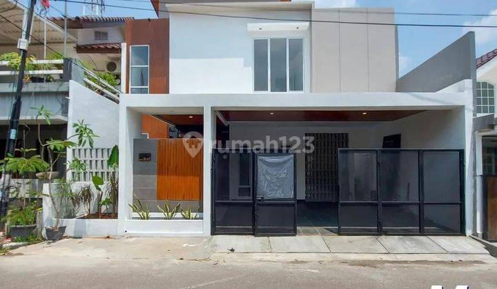 Rumah Cantik Modern Dalam Komplek Bintaro Jaya  Lingkungan Tenang Dan Nyaman Kemanan 24 Jam Jalan Lebar, Bebas Banjir Lokasi Strategis, Akses Mudah 1