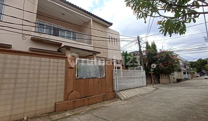 Jual Rumah Jatibening Posisi Huk Bagus Siap Huni Dekat Tol & Lrt