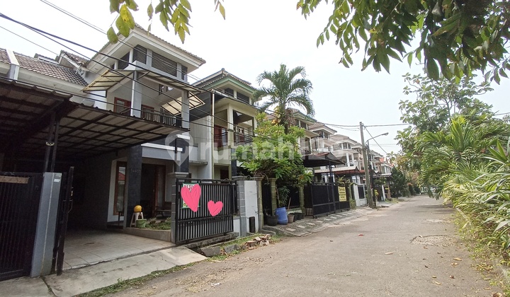 Selangkah Ke Mall, Rumah Siap Huni Di Grand Galaxy Bekasi 2