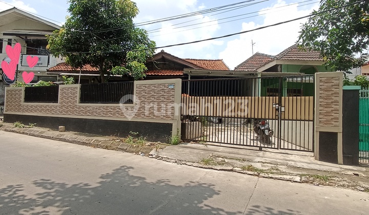 Rumah Pekayon Pinggir Jalan Raya Cocok untuk Usaha Dekat Tol & LRT Rumah Pekayon Pinggir Jalan Raya Cocok untuk Usaha Dekat Tol & LRT