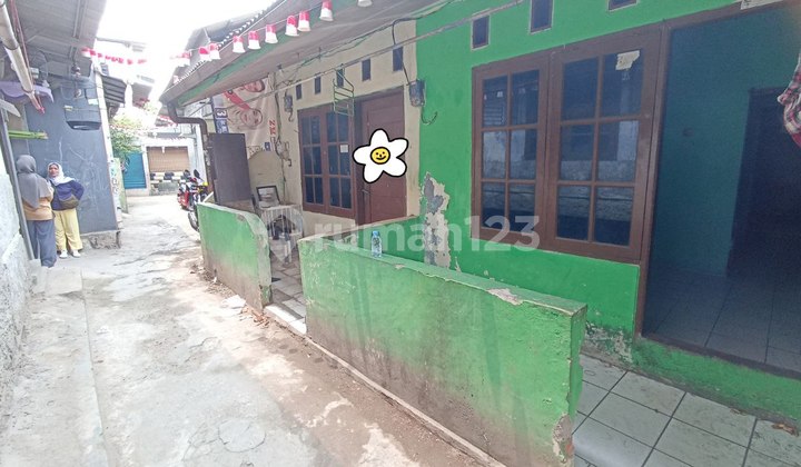Rumah Kontrakan Jatiwaringin 4 Pintu Full Terisi Penuh