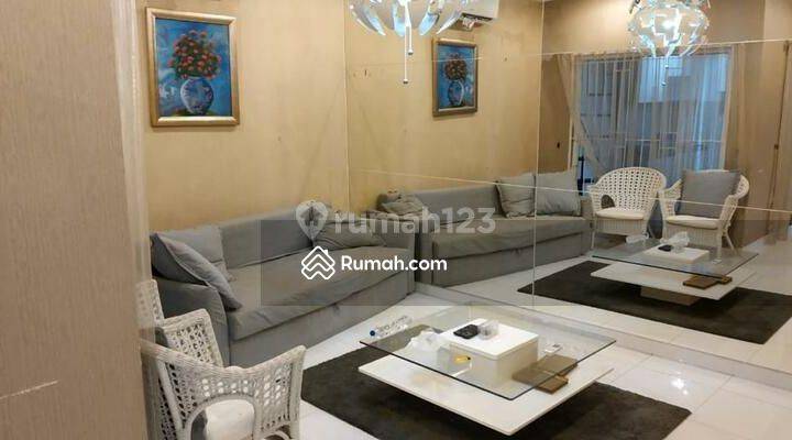 Di jual Rumah 2 lantai siap huni di Raffles Hills Cibubur. SHM 2