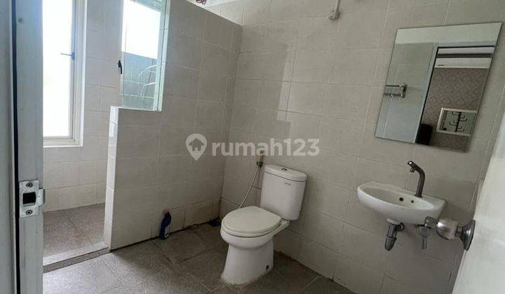 For Rent Rumah 2 lantai di Green Park dekat tol Jatiwarna.    14