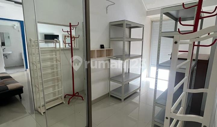 For Rent Rumah 2 lantai di Green Park dekat tol Jatiwarna.    22