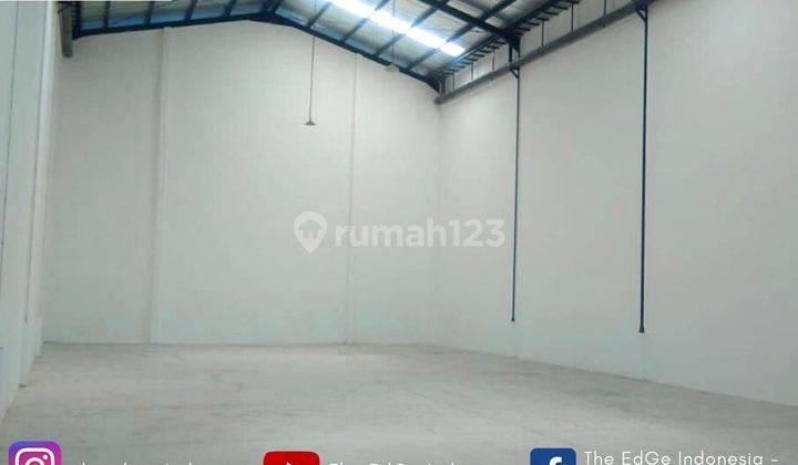 Dijual Gudang Akses Kebomas Tinggi 9 Meter 7