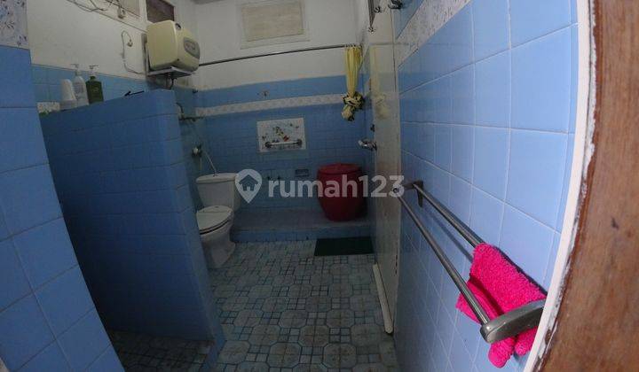 Rumah Kapas Krampung Dengan 7 Kamar Tidur  4