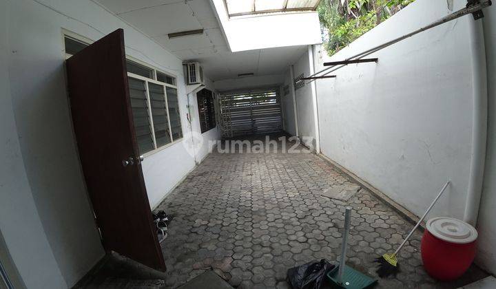 Rumah Kapas Krampung Dengan 7 Kamar Tidur  8