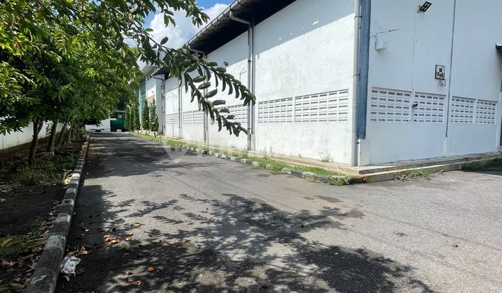 Sewa Gudang Loading Dock Rungkut Industri Sier Surabaya - The EdGe  1