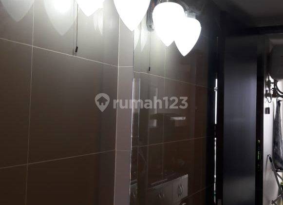 Apartement The Kensington Royal Suites 1 BR Furnished Bagus 2