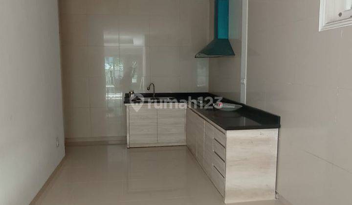 Rumah Bagus Semi Furnished SHM di Pulomas, Jakarta Timur 2