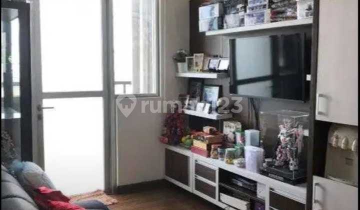 Apartemen 3 Kamar Tidur Bagus Maple Park Furnished 2
