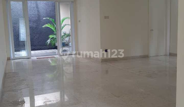 Rumah 3BR Dalam Regensi Melati Mas Tangerang Rumah 3BR Dalam Regensi Melati Mas Tangerang