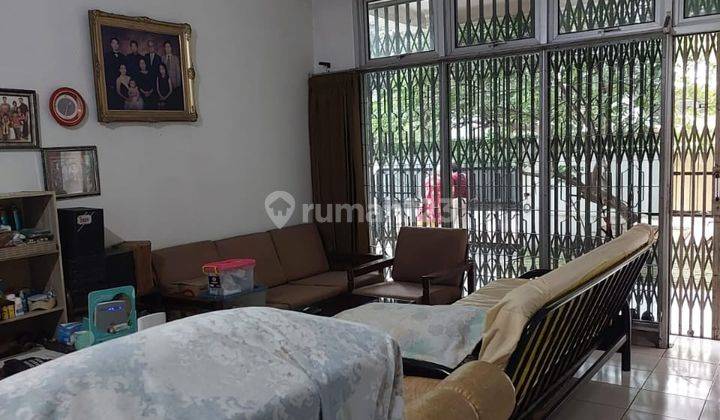 Rumah 2 Lantai Bagus SHM di Bendungan Hilir, Jakarta Pusat 2