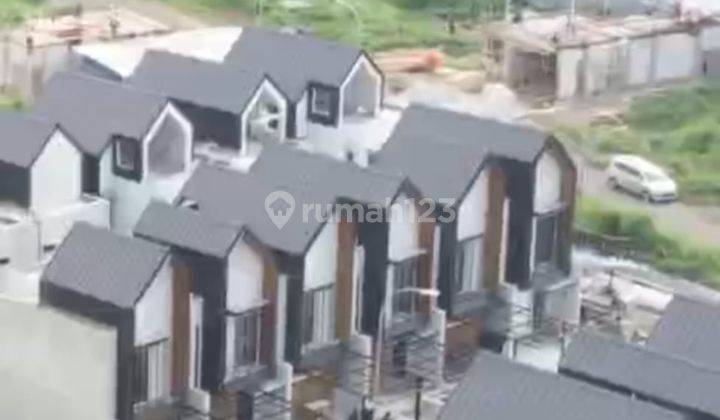 Rumah 2 Lantai Bagus SHM di Jakarta Garden City, Jakarta Timur 1