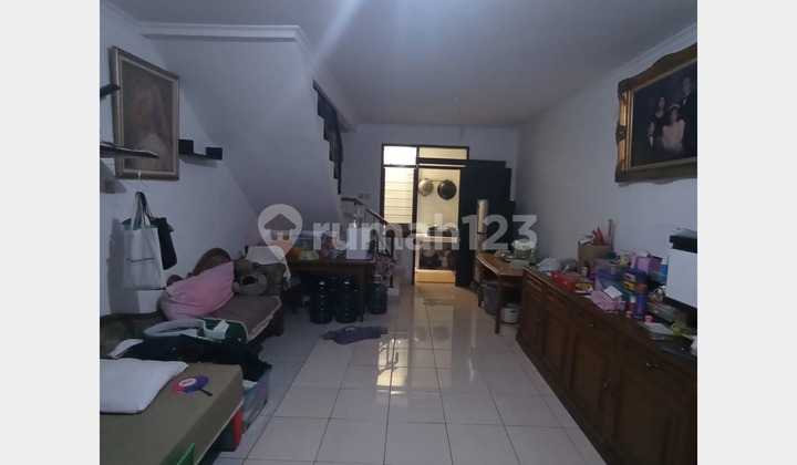 Rumah 2 Lantai SHM di Arcadia BEBAS BANJIR 