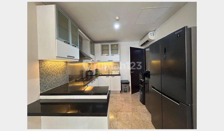 kolam renang apt the capital residence 3+1br