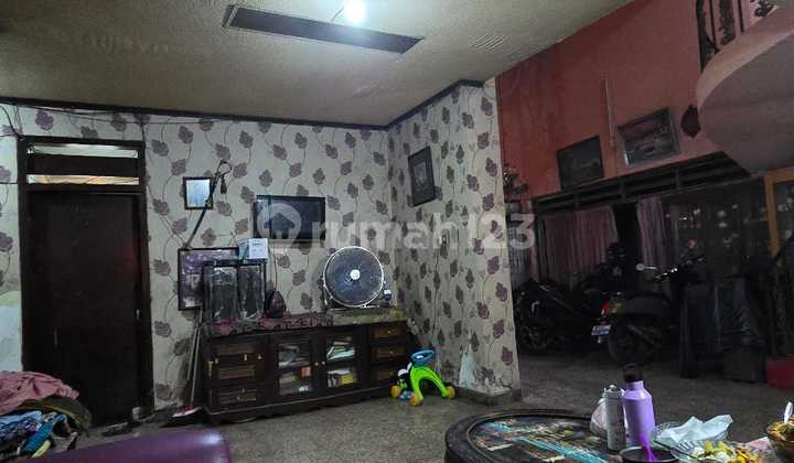 FOR SALE HOUSE WITH BOARDING BUILDING. BINTARO PERMAI, PESANGRAHAN, SOUTH JAKARTA 2
