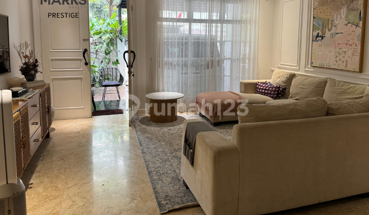 Dijual Rumah Siap Huni Jl. Kartika Alam Pondok Indah Jakarta Selatan