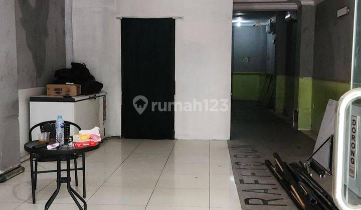 Dijual Rumah Usaha Siap Pakai di Panglima polim 2