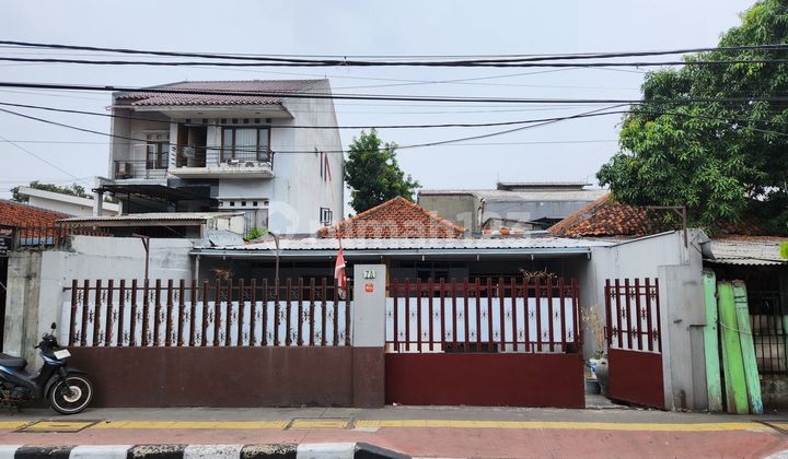 Dijual Rumah Hitung Tanah di Matraman jakarta timur