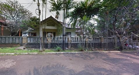 Dijual Tanah Bonus Rumah di Dukuh patra kuningan