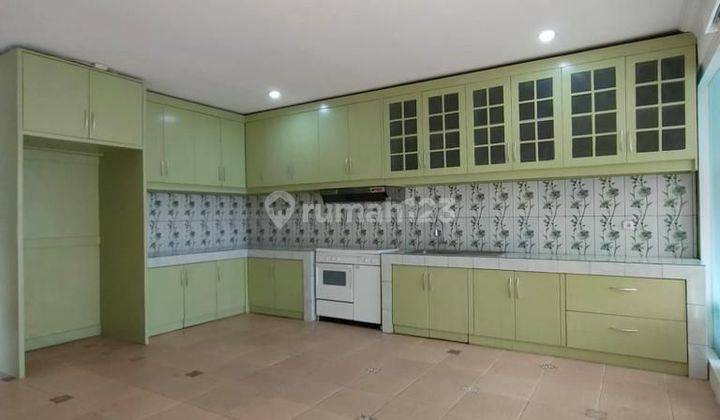 Dijual Rumah Siap Huni di Ampera kemang 2