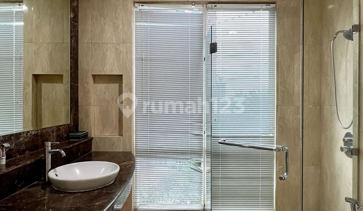 For Sale Ready-to-Use Office Space at Treasury Office Tower in SCBD Senopati Kebayoran Baru