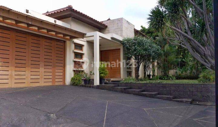 Dijual Rumah Siap Huni di Simprug Golf 1