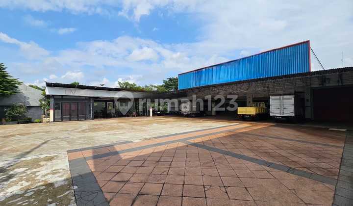 Warehouse & Office Building Ready for Use for Sale in Lebak Bulus, South Jakarta Border
