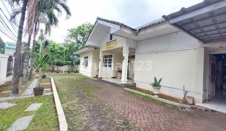 PRICE DROP FOR SALE OLD HOUSE LAND CALCULATION ON KEBAYORAN BARU STREET, SOUTH JAKARTA.