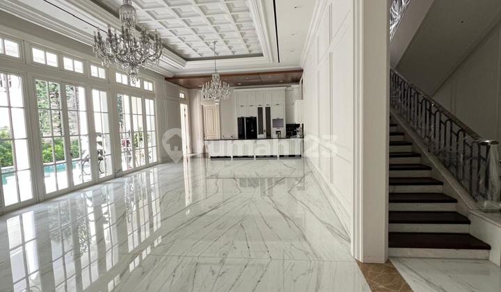 FOR SALE RUMAH MEWAH DI MEGA KUNINGAN JAKARTA SELATAN DENGAN KOLAM RENANG 2