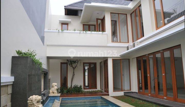 Disewakan Rumah Lantai Marmer Di Jl. Gaharu Jakarta Selatan  1