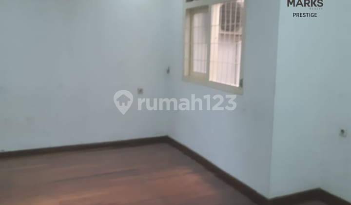 FOR SALE HOUSE IN PAKUBUWONO AREA KEBAYORAN BARU SOUTH JAKARTA 2