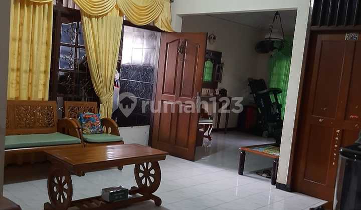 Dijual Rumah Praja Kebayoran Lama Deket Jalan Arteri Pondok Indah Jakarta Selatan