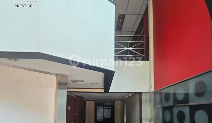 FOR SALE! Gedung 4 lantai Di Menteng Jakarta Pusat FOR SALE! Gedung 4 lantai Di Menteng Jakarta Pusat